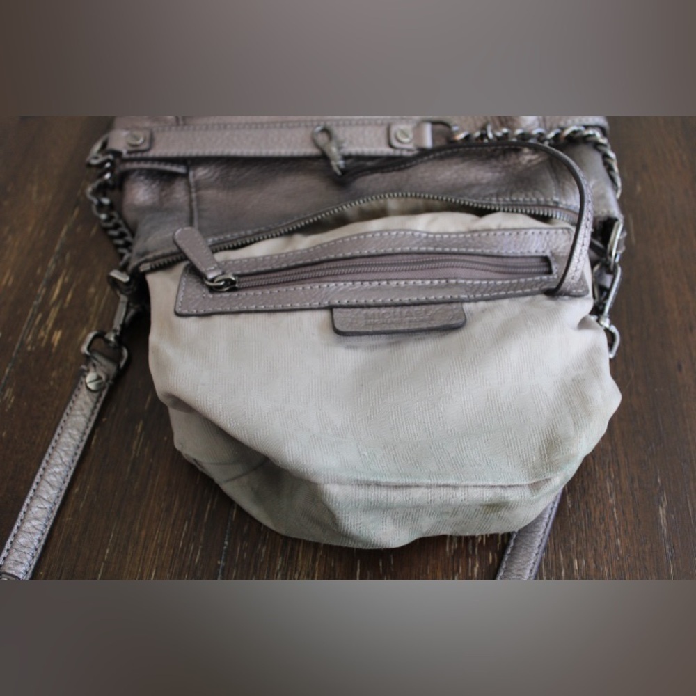 Michael Kors Cross body bag - Picture 7 of 16